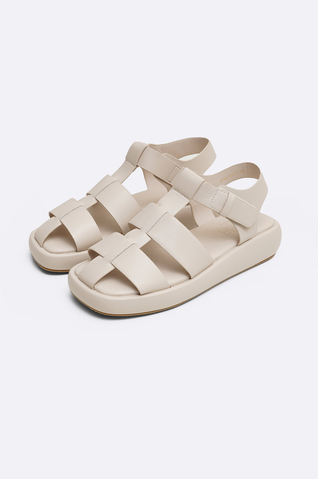 CREAM MAMA FISHERMAN SANDALS