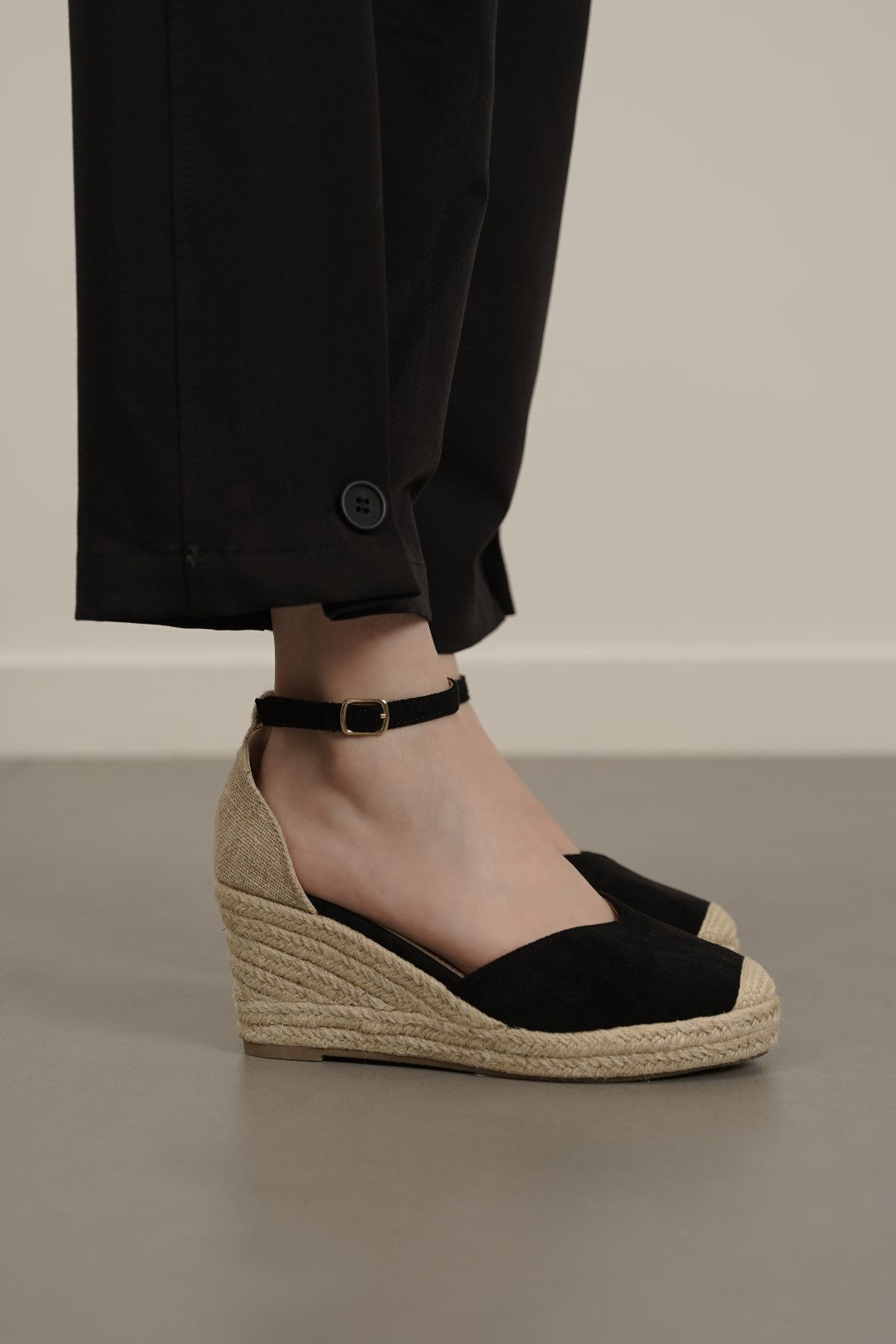 BLACK CLASSIC ESPADRILLE WEDGE