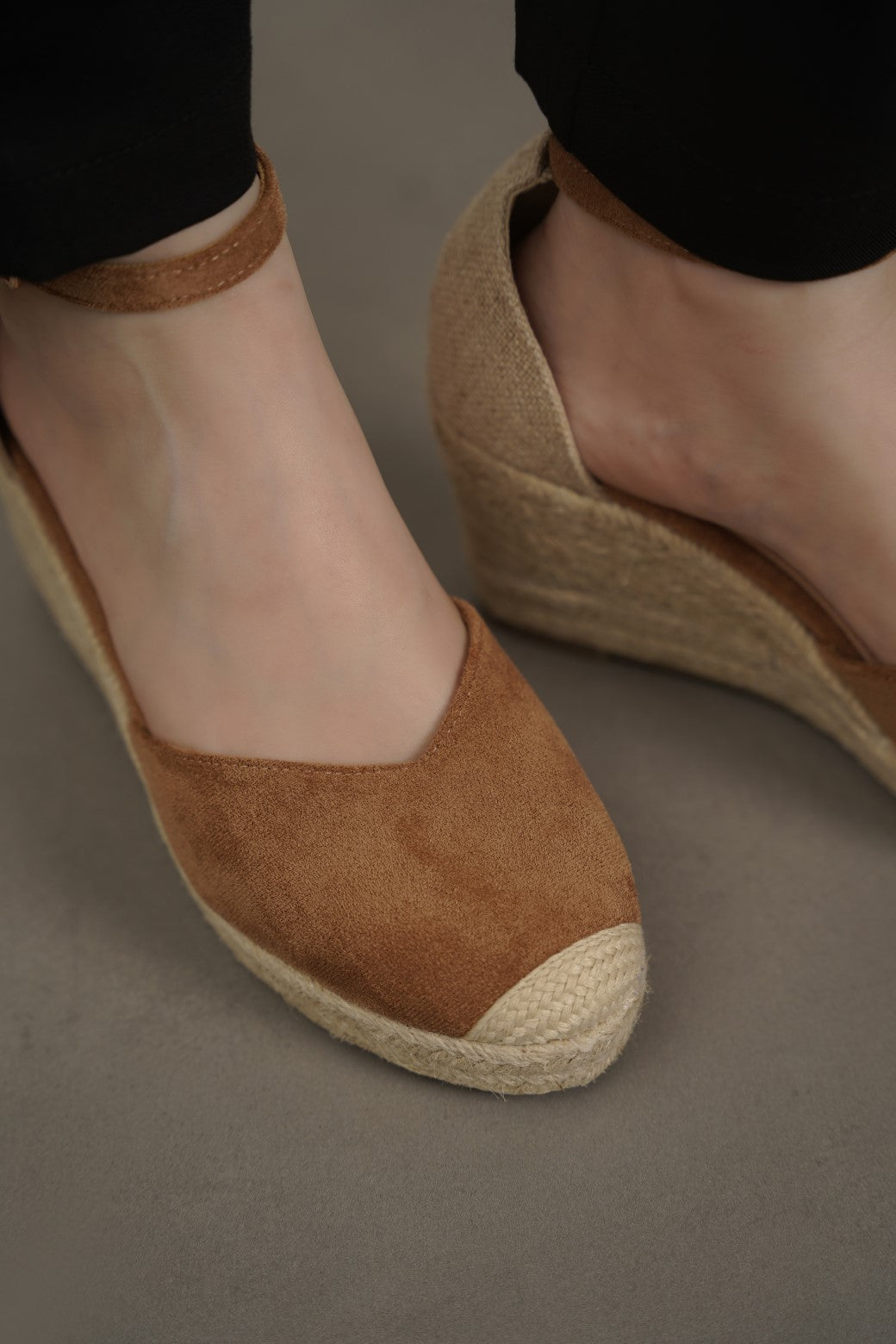 KHAKI CLASSIC ESPADRILLE WEDGE