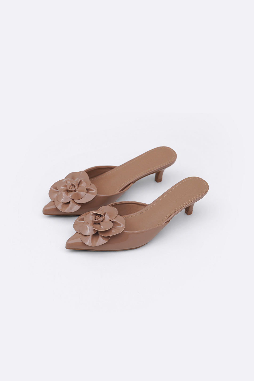 TAUPE FLOWER MINI HEELS
