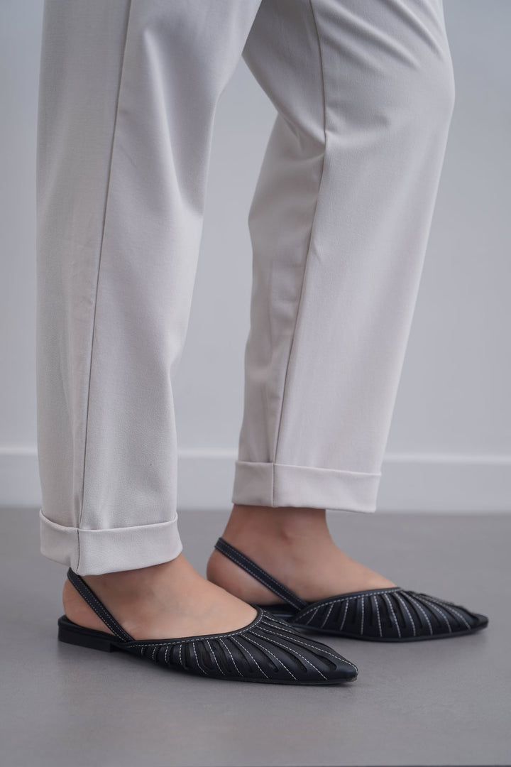BLACK HORIZON SLINGBACKS