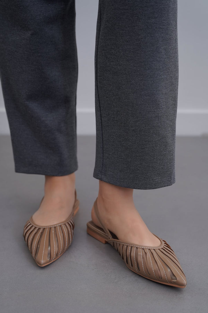 KHAKI HORIZON SLINGBACKS