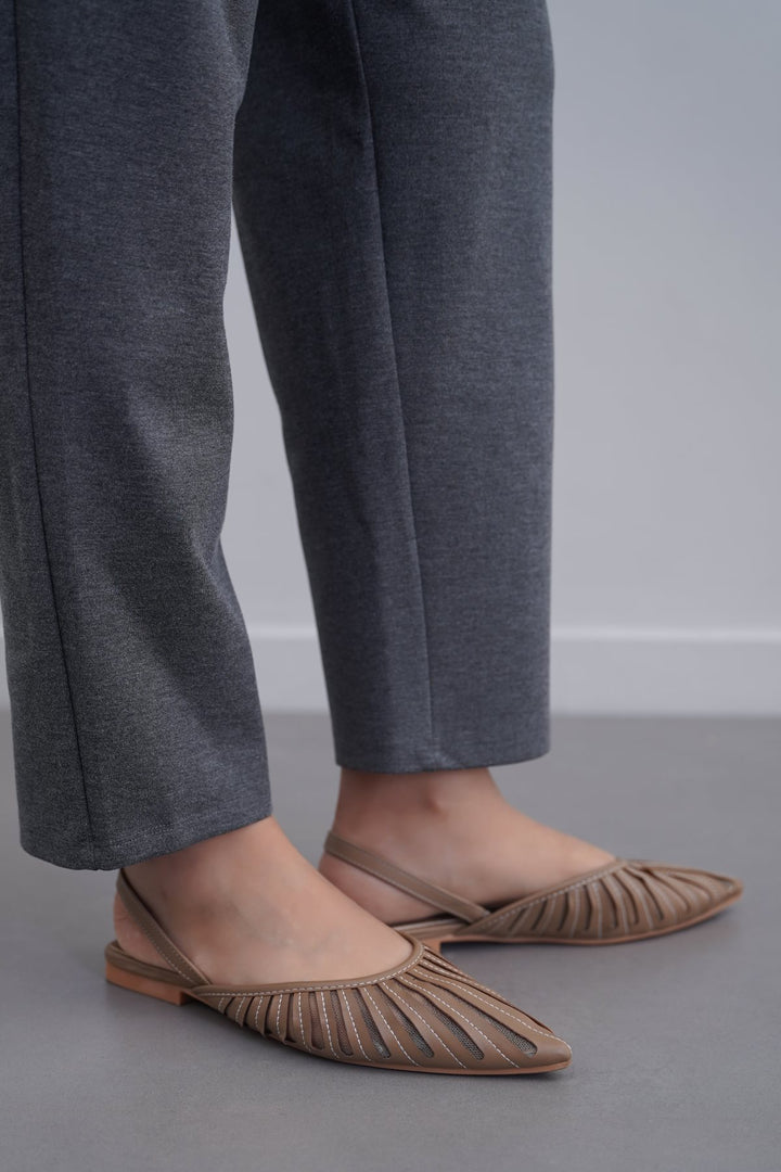 KHAKI HORIZON SLINGBACKS