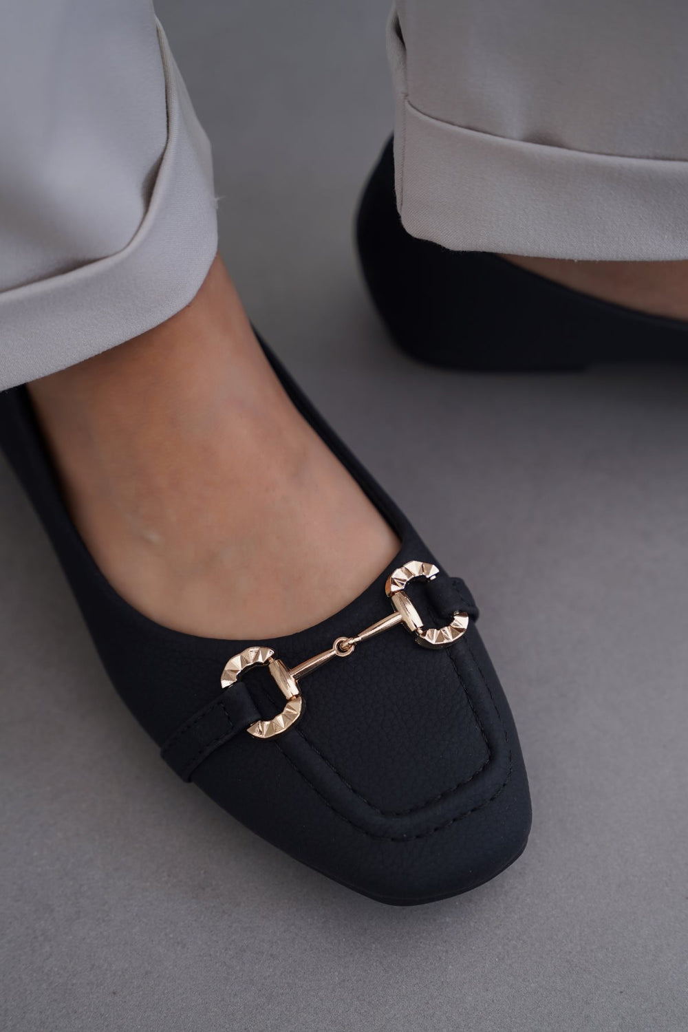BLACK KAMI COMFORT PUMPS