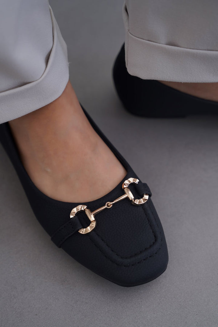 BLACK KAMI COMFORT PUMPS