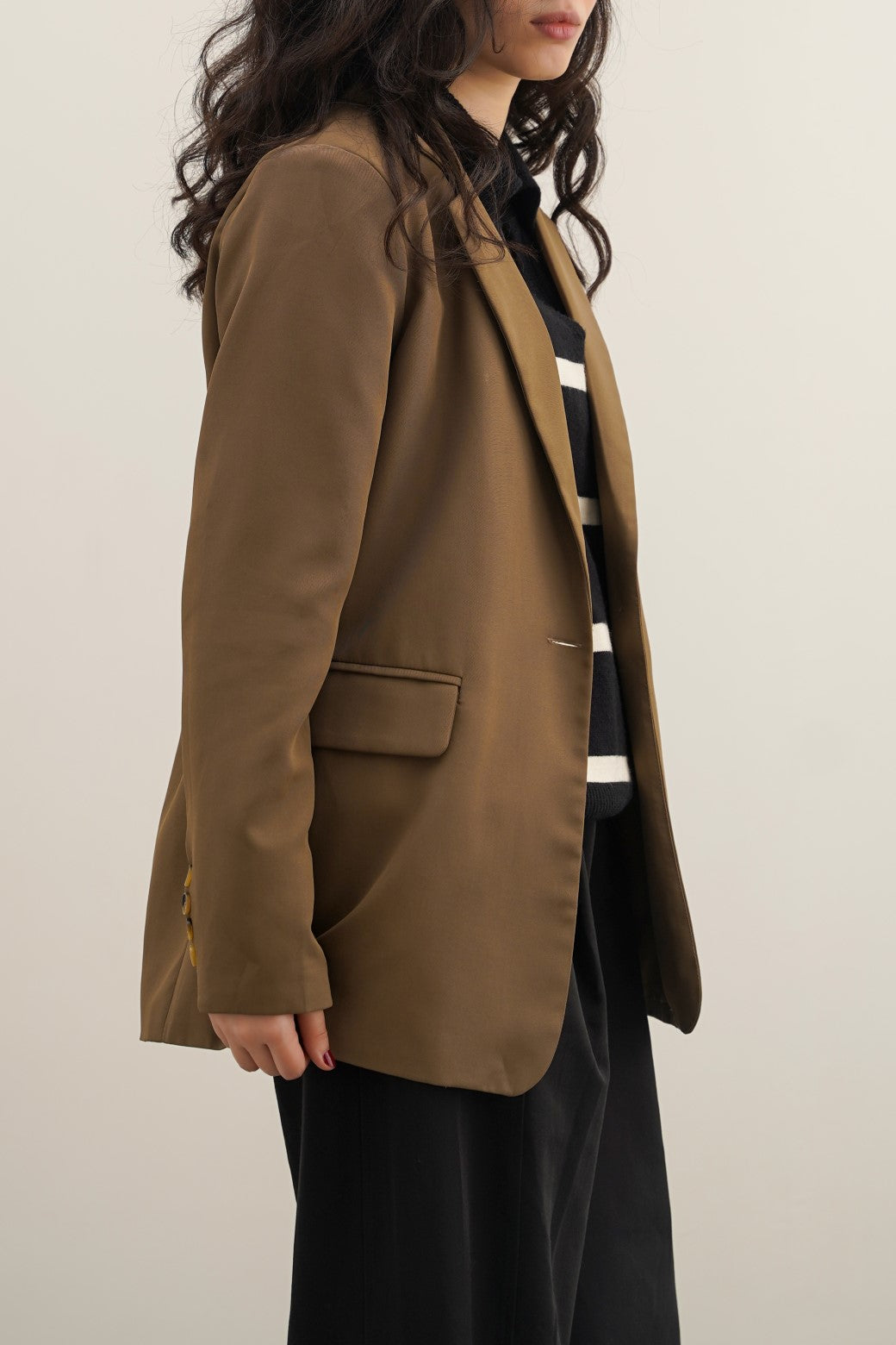 OLIVE BASIC SINGLE-BUTTON BLAZER