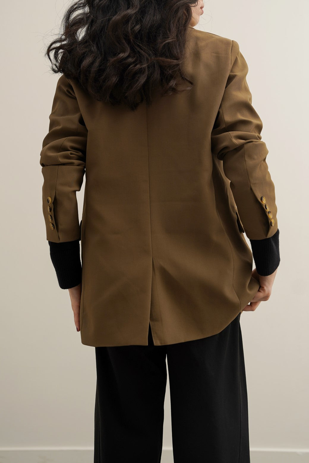 OLIVE BASIC SINGLE-BUTTON BLAZER