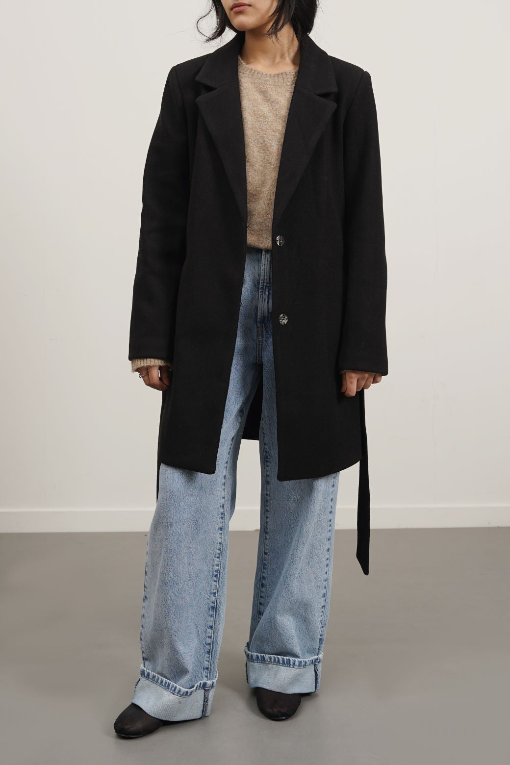 BLACK LILY MID-LENGTH COAT