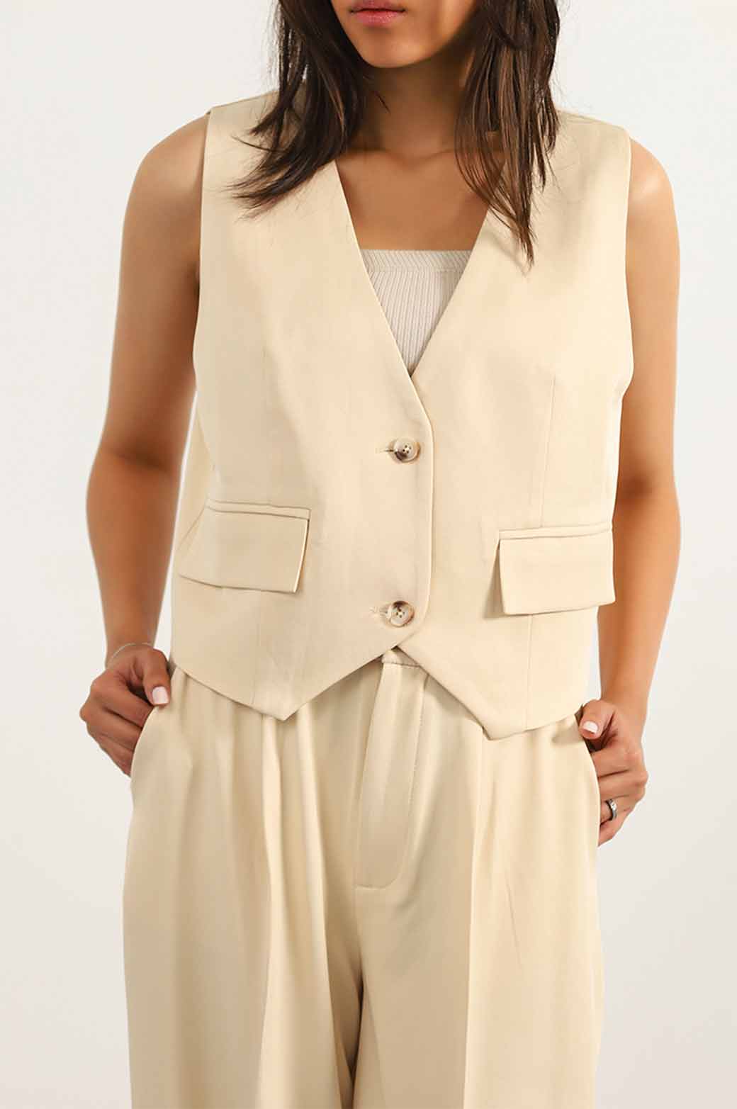 CREAM WAISTCOAT WITH POCKETS