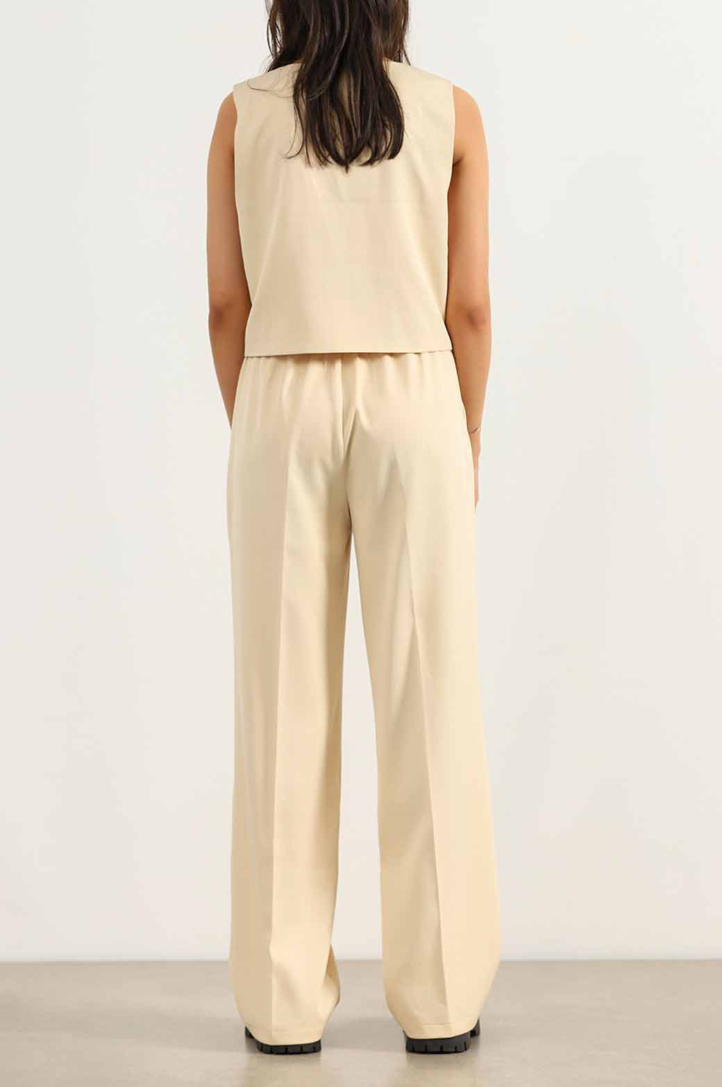 CREAM WAISTCOAT WITH POCKETS