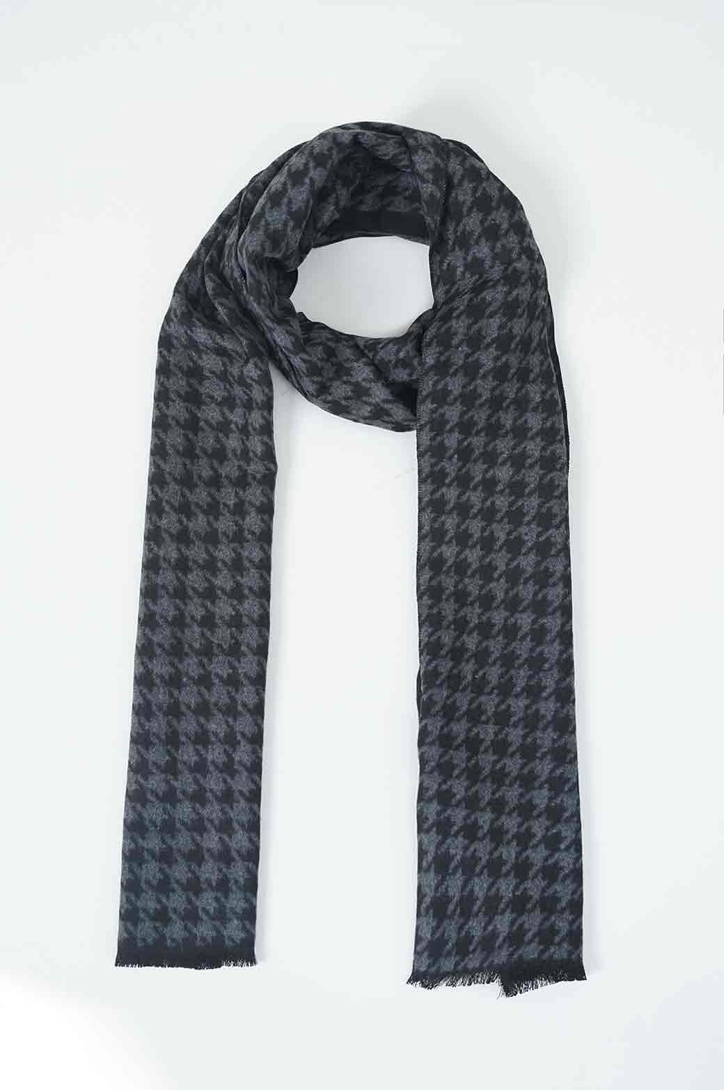 BLACK HOUNDSTOOTH PATTERN SCARF