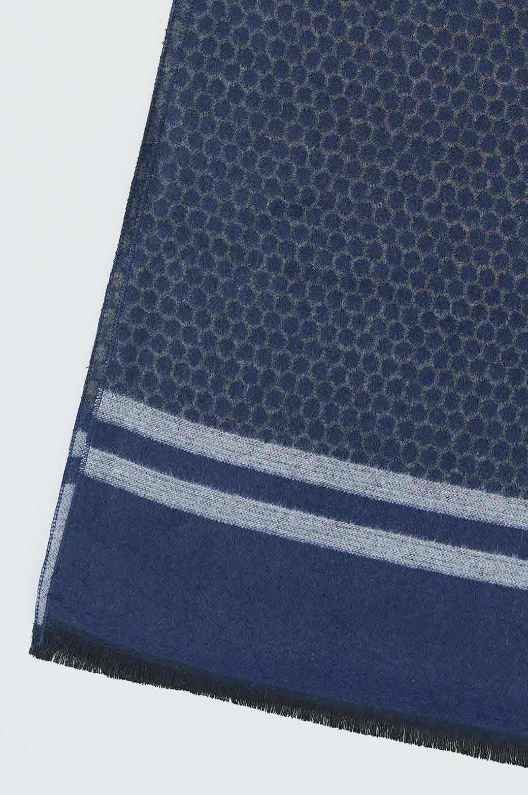 BLUE FINE KNIT SCARF