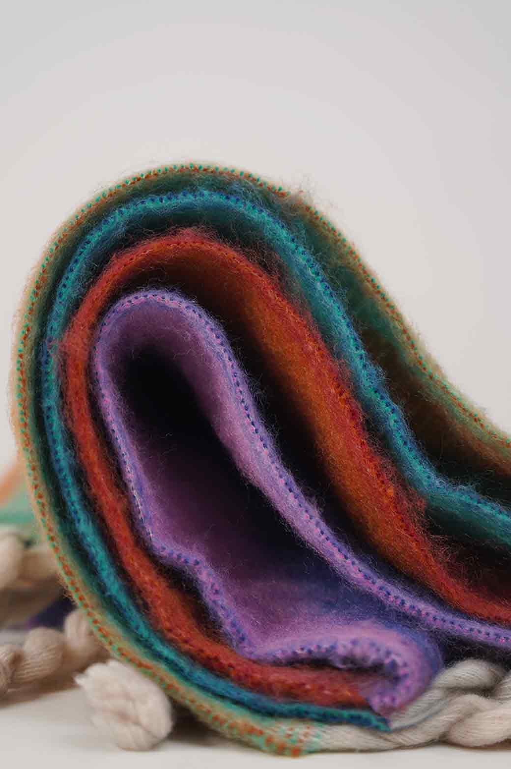 WHITE PLUSH ABSTRACT SCARF
