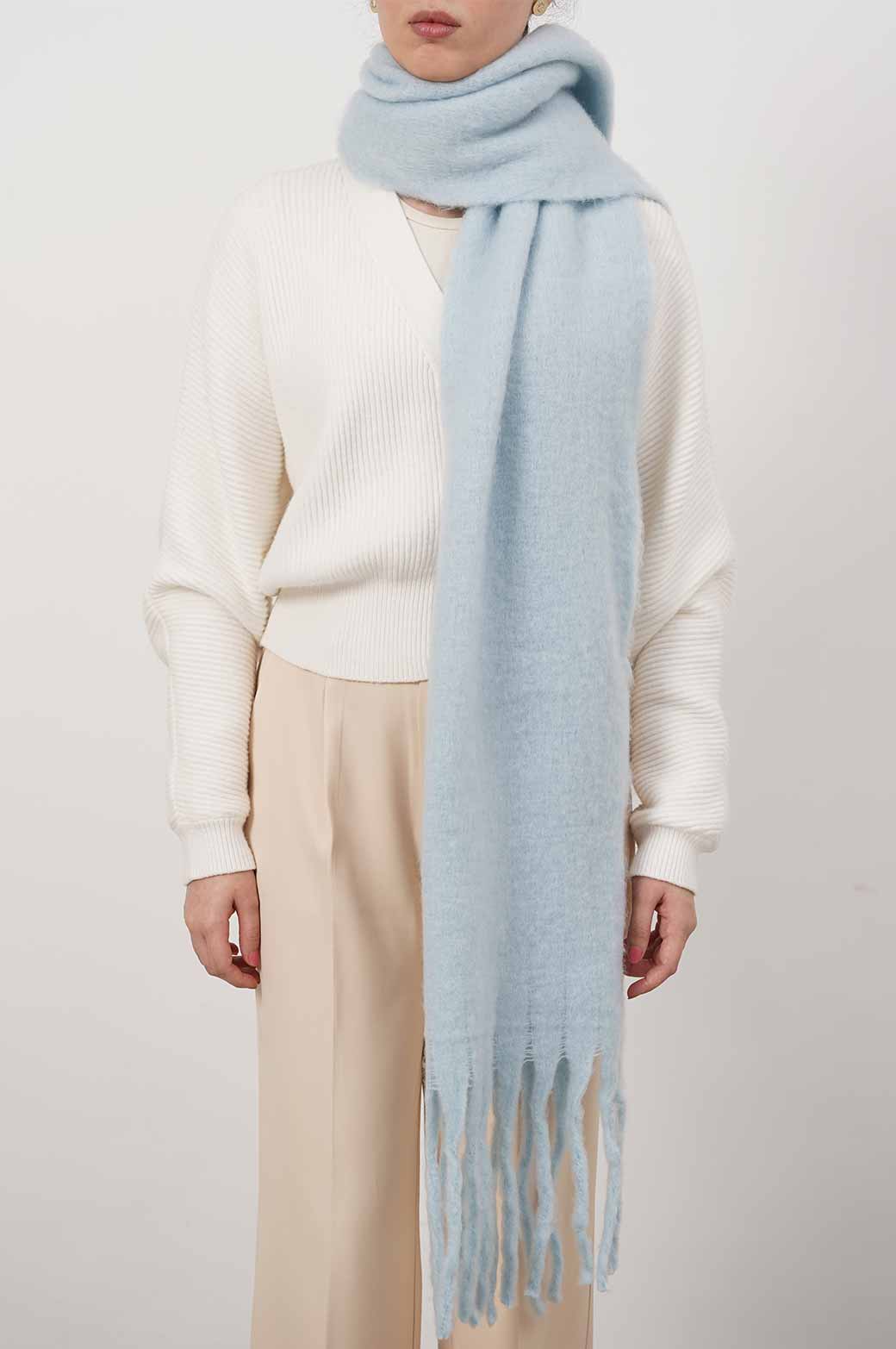 SKY BLUE PLUSH WOOLY SCARF