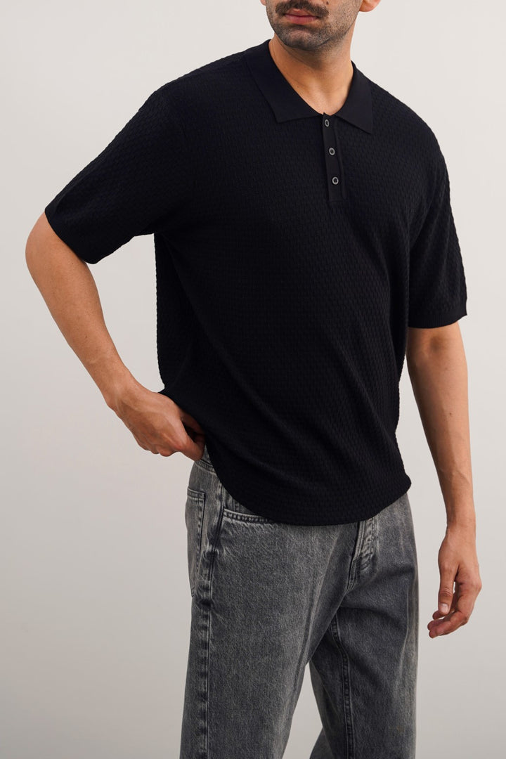 BLACK TEXTURED POLO