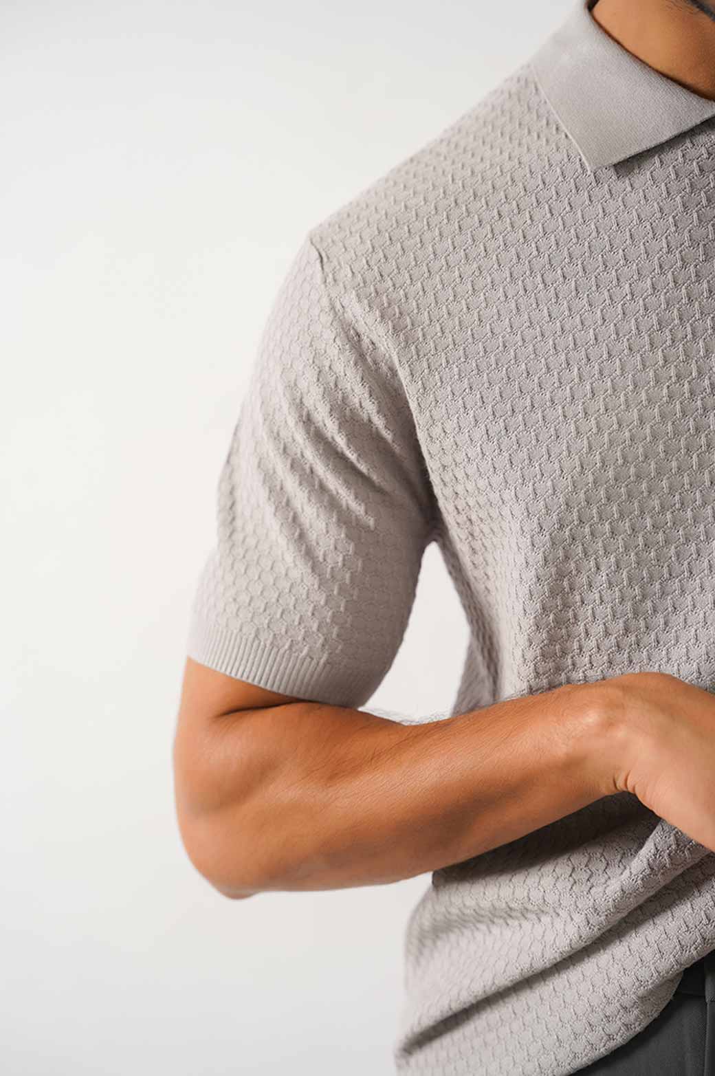 GREY TEXTURED POLO