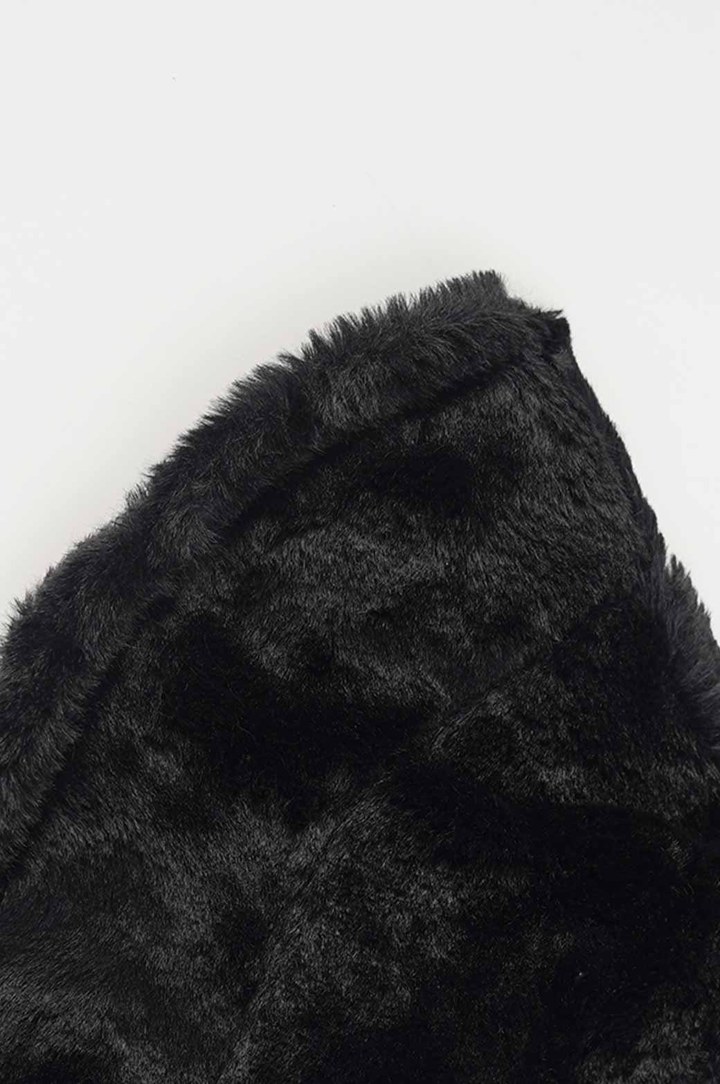 BLACK FUR BUCKET HAT