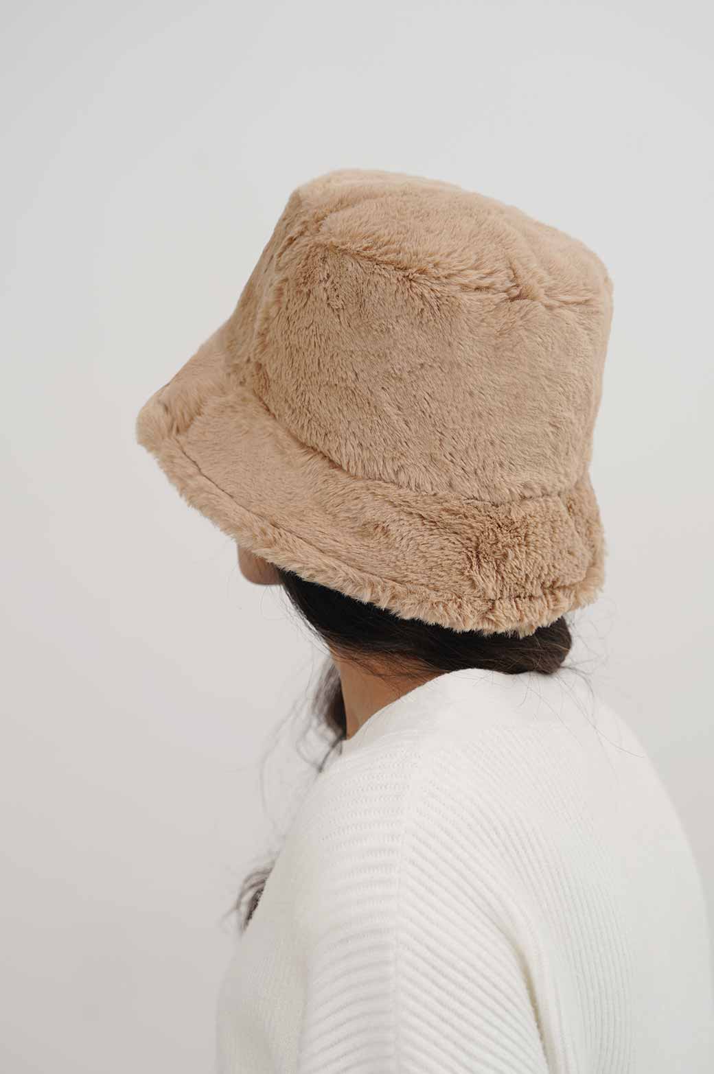 KHAKI FUR BUCKET HAT