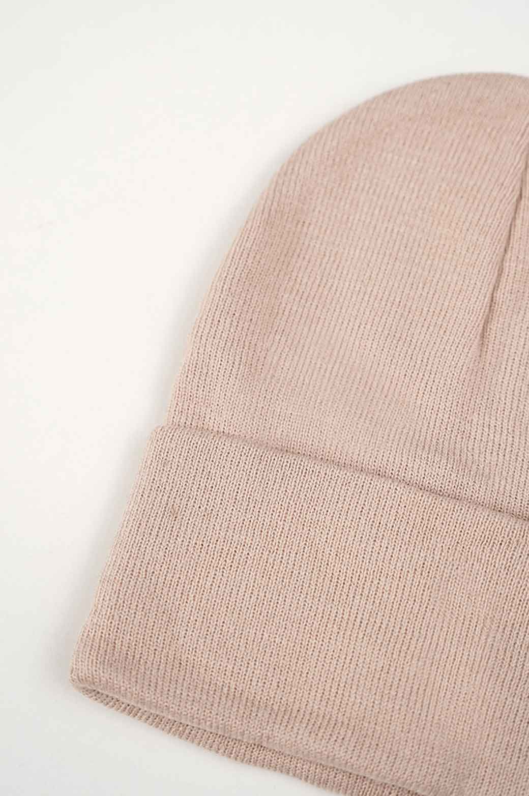 BEIGE FINE KNIT BEANIE