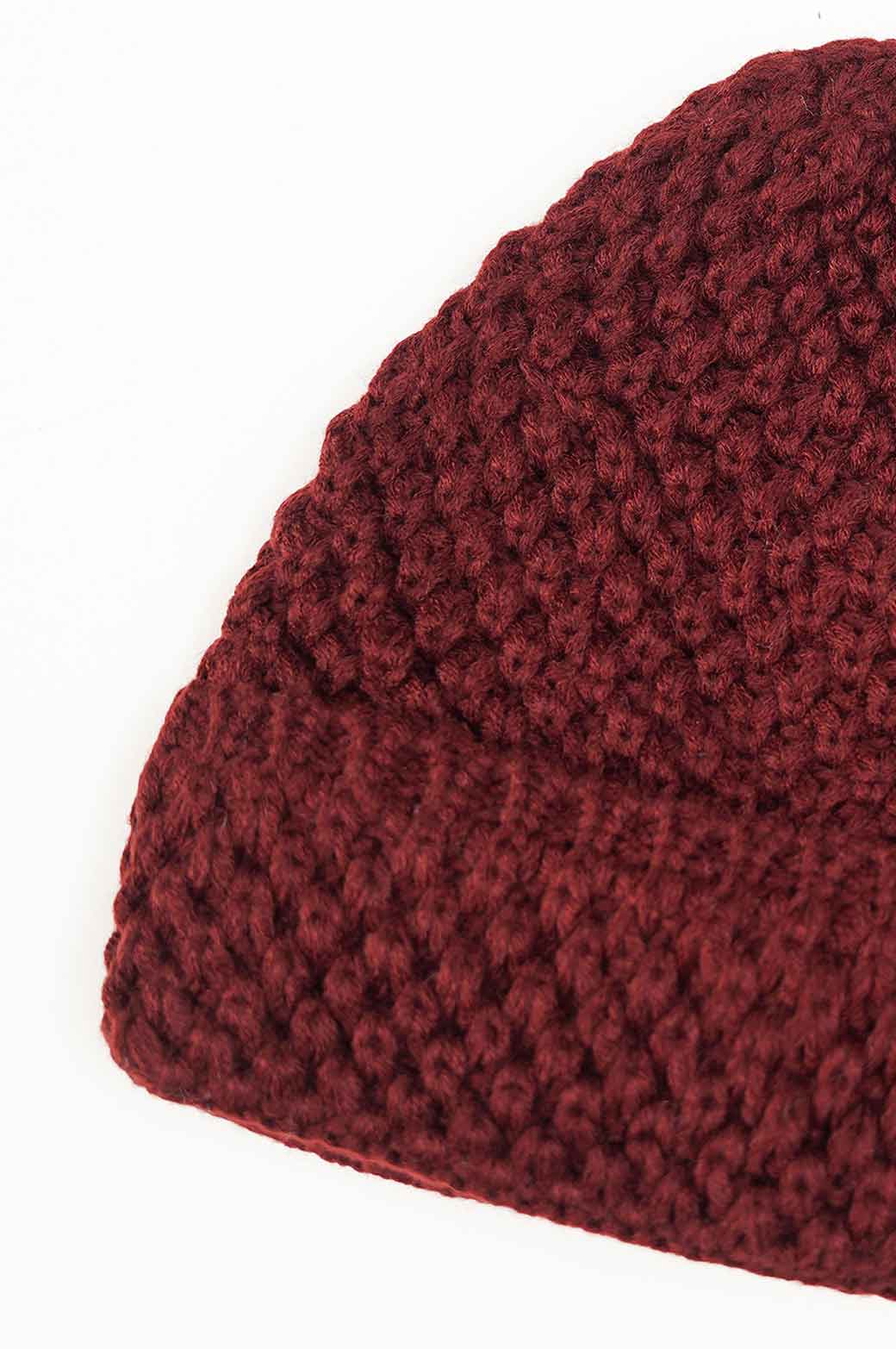 MAROON REGULAR KNITTED BEANIE