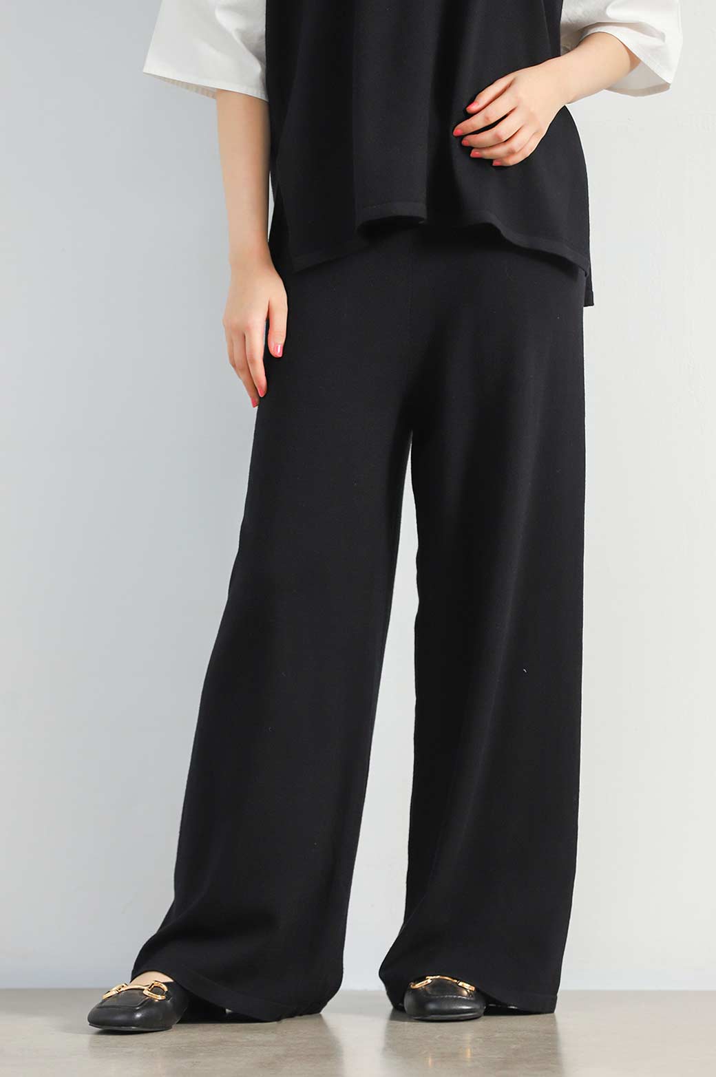 BLACK SOFT-KNIT STRAIGHT TROUSERS