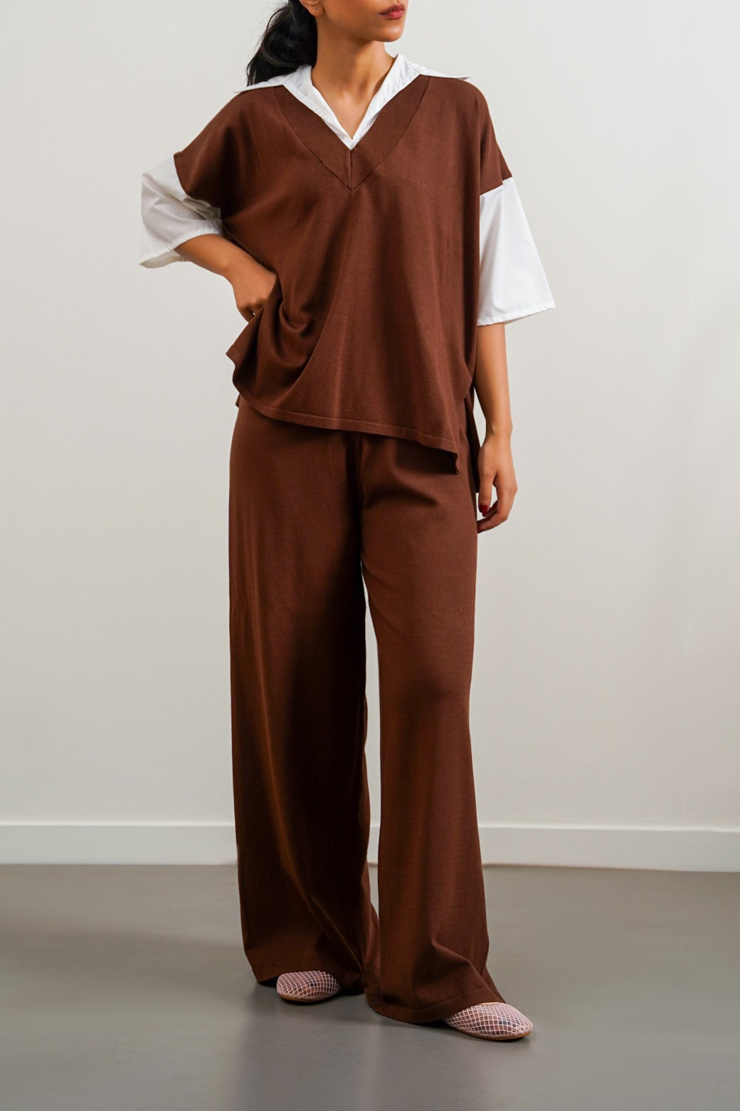 BROWN SOFT-KNIT STRAIGHT TROUSERS