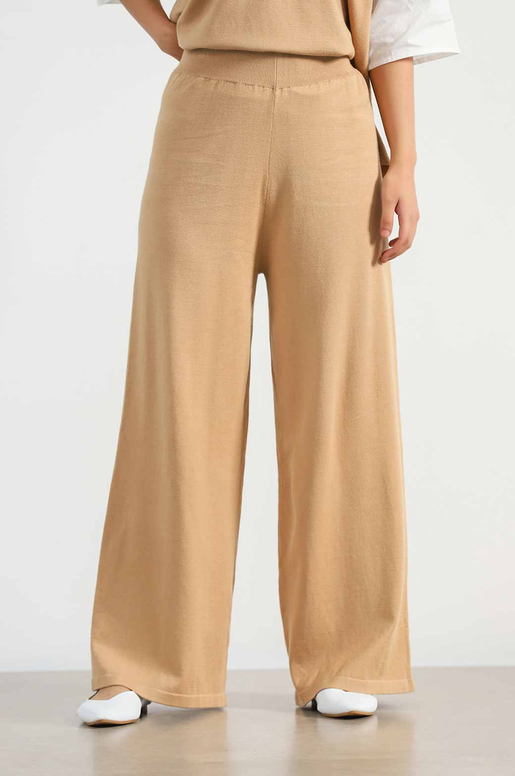 CAMEL SWEATER PANTS