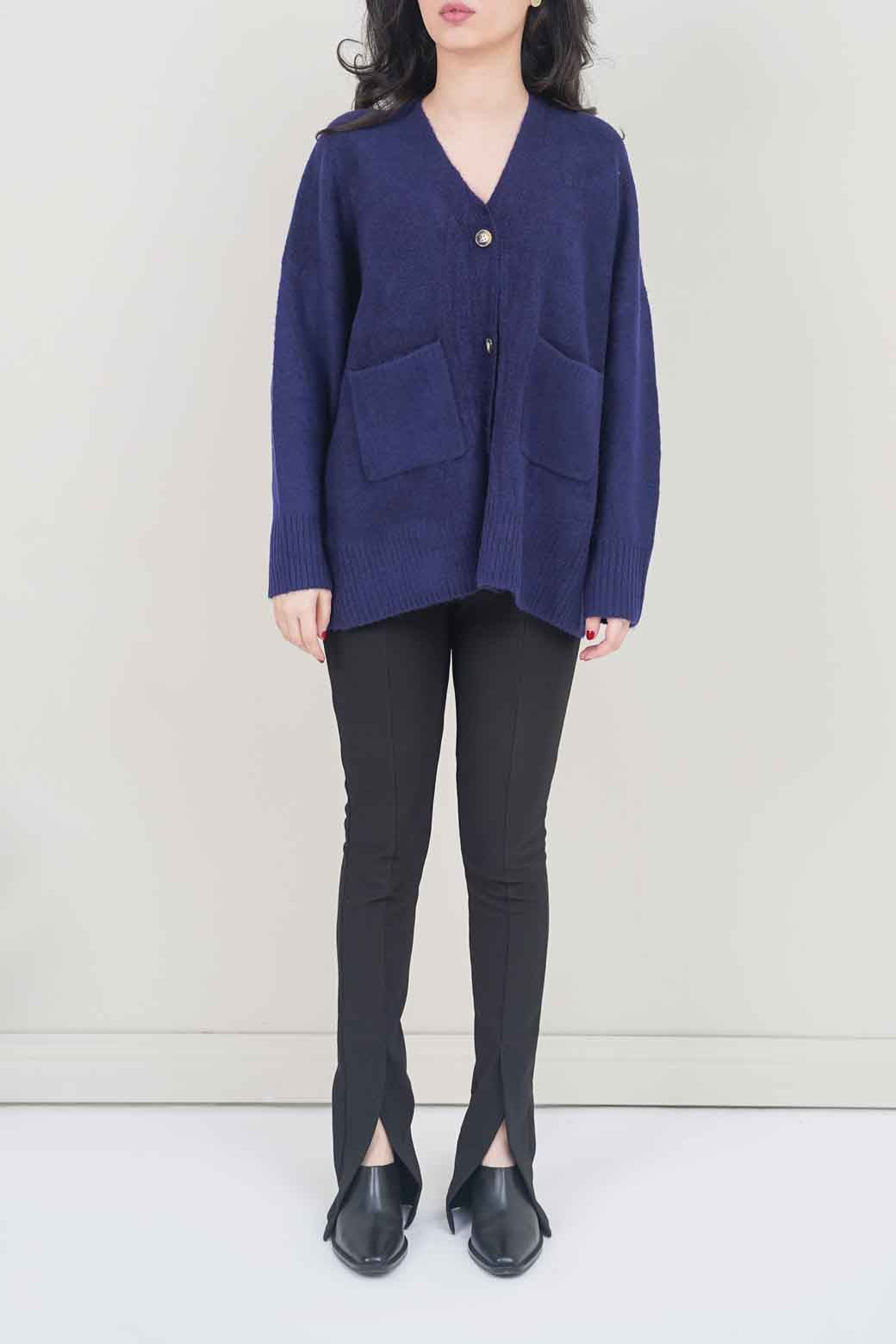 NAVY BOYFRIEND CARDIGAN