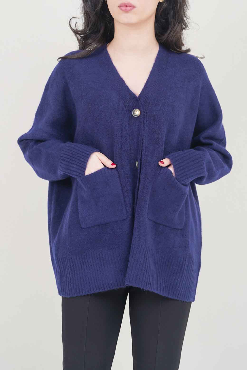 NAVY BOYFRIEND CARDIGAN
