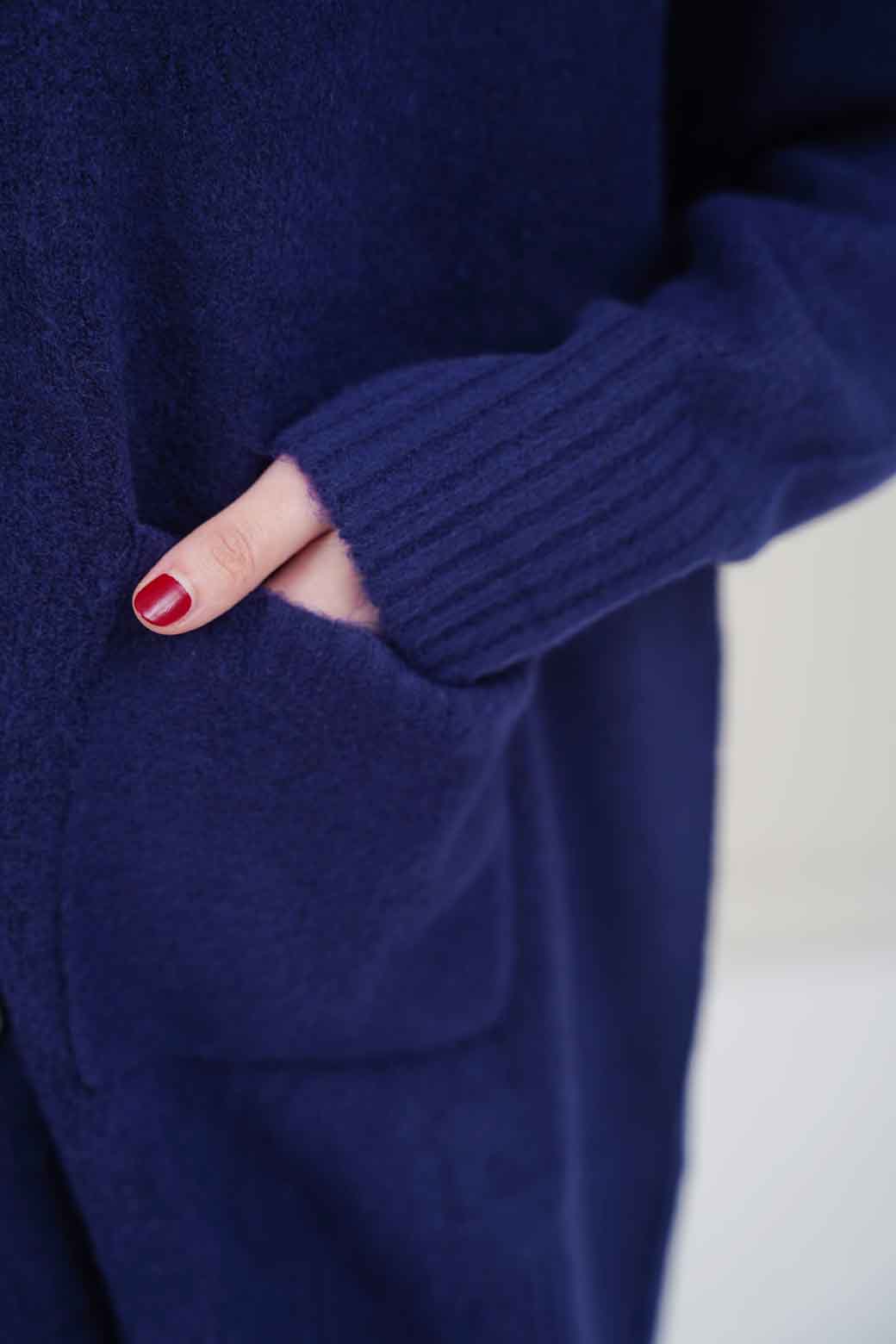 NAVY BOYFRIEND CARDIGAN