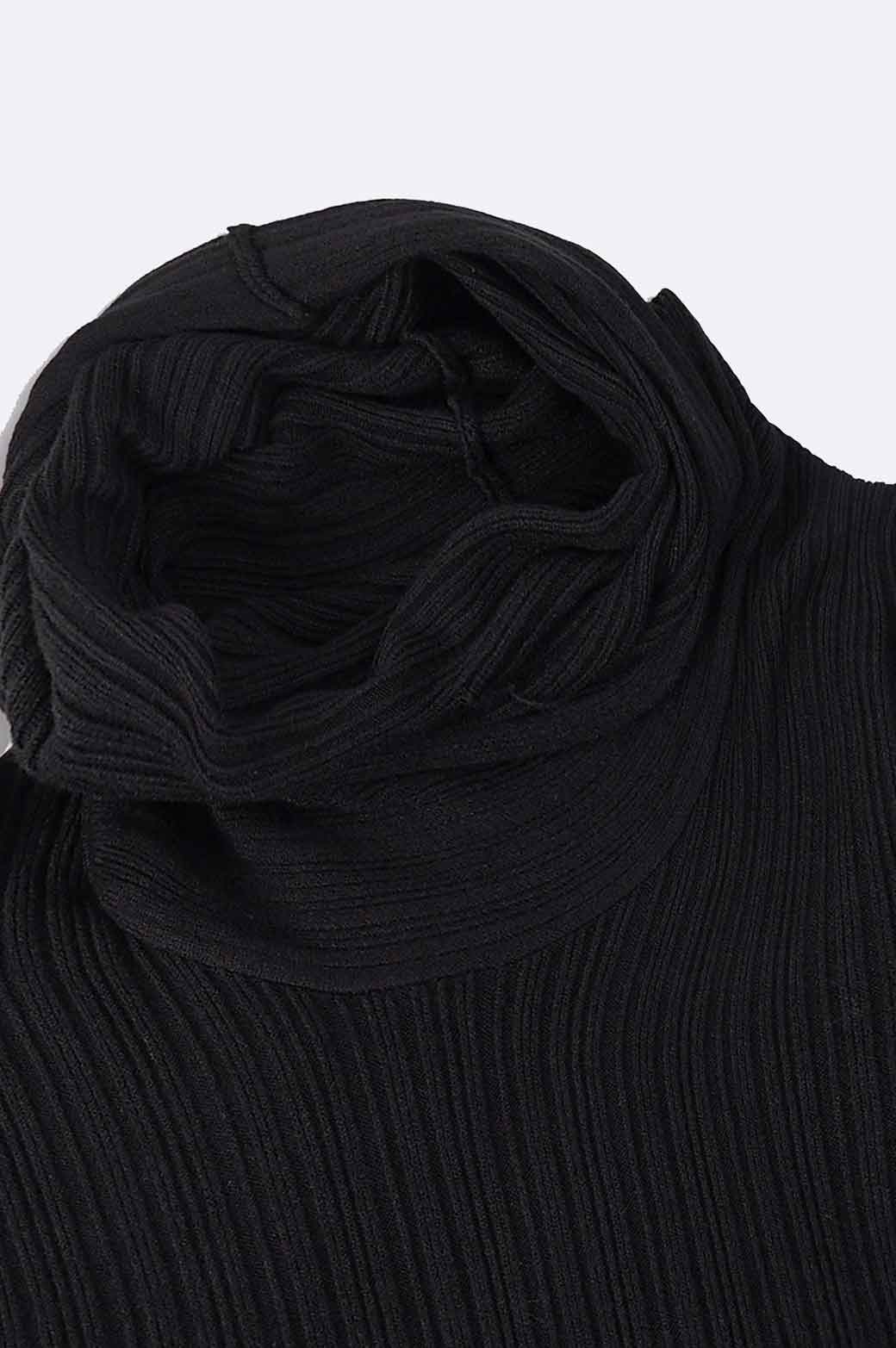 BLACK COSY COWL SWEATER
