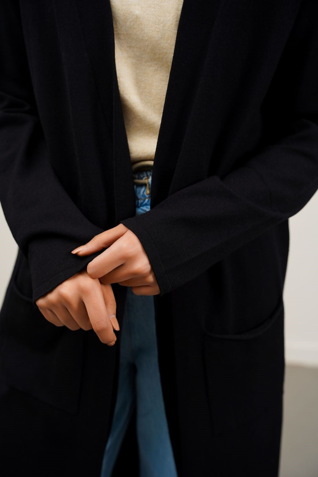 FINE KNIT CARDIGAN – Lama Retail