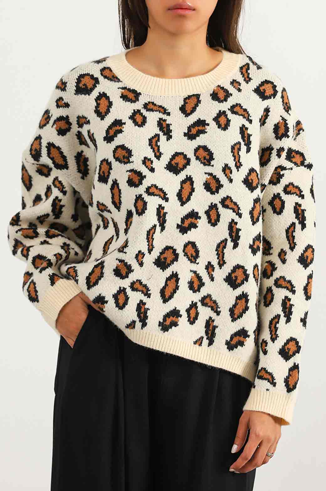 WHITE JUNGLE JACQUARD JUMPER