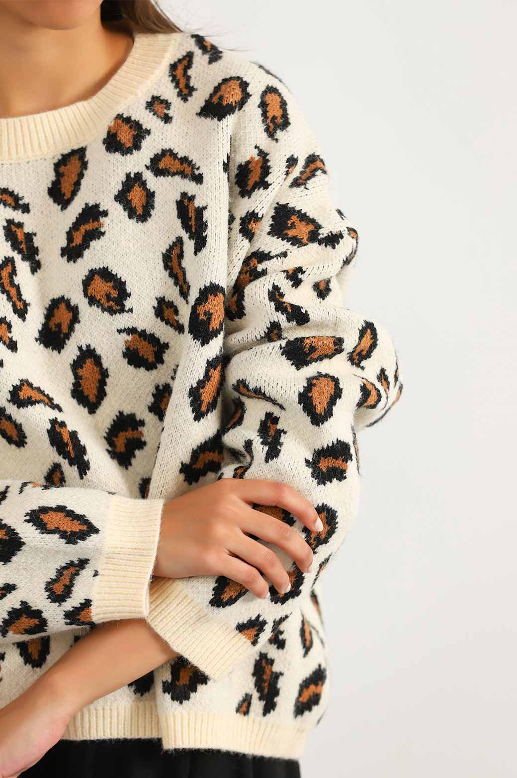 WHITE JUNGLE JACQUARD JUMPER