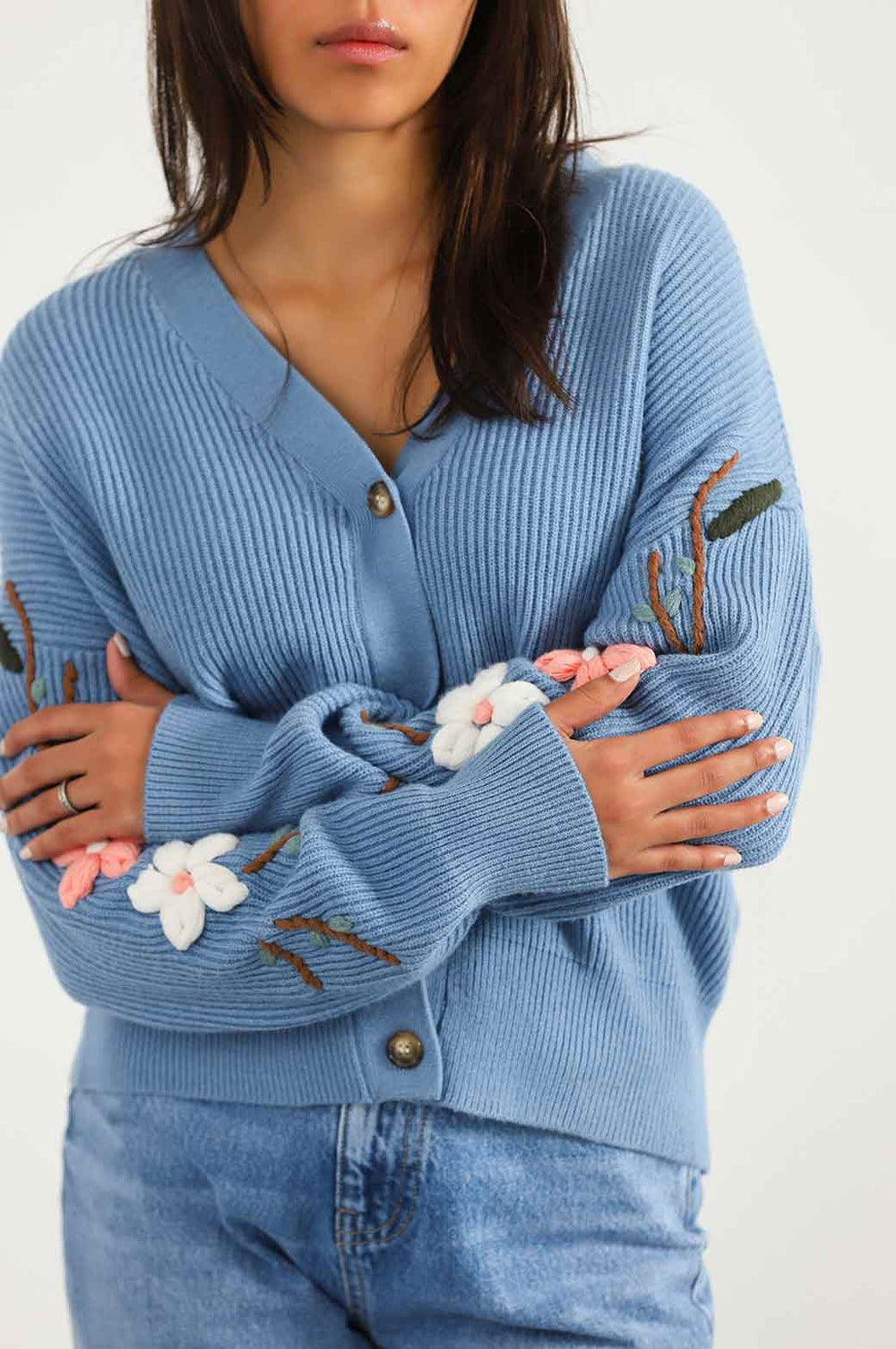 BLUE EMBROIDERY CARDIGAN