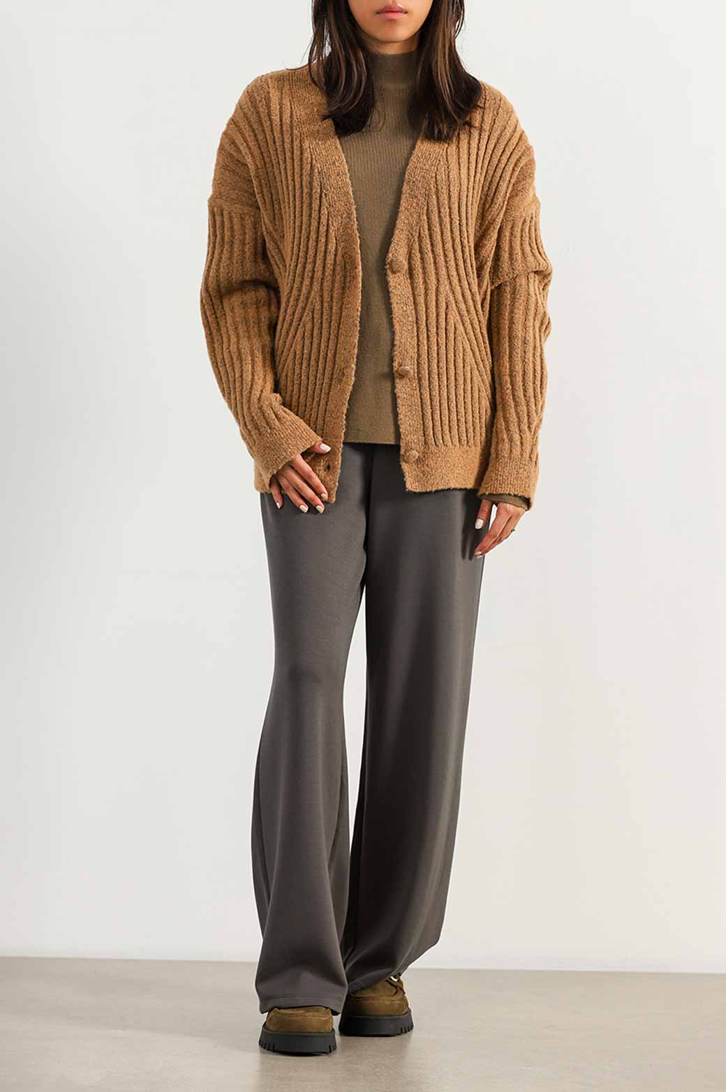 COFFEE RIBBED CARDIGAN