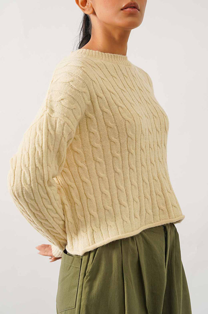 BEIGE CABLE-KNIT CROPPED SWEATER