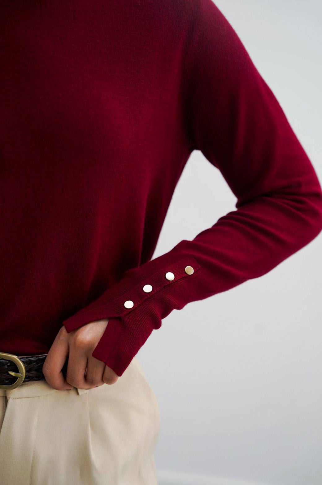 RED JUMPER WITH SLEEVE BUTTONS