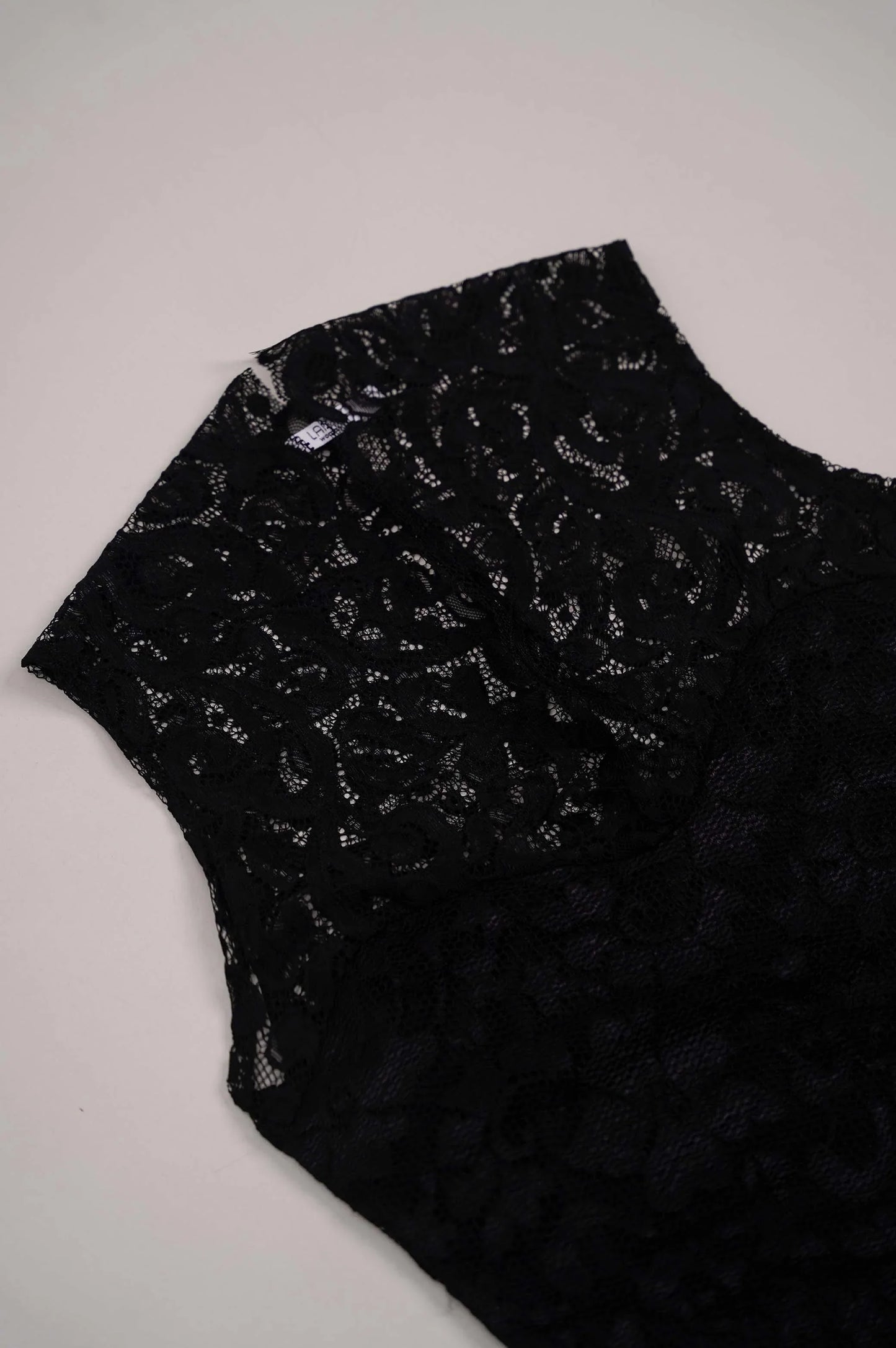BLACK LACE BODYSUIT - SLEEVELESS BODYSUITS
