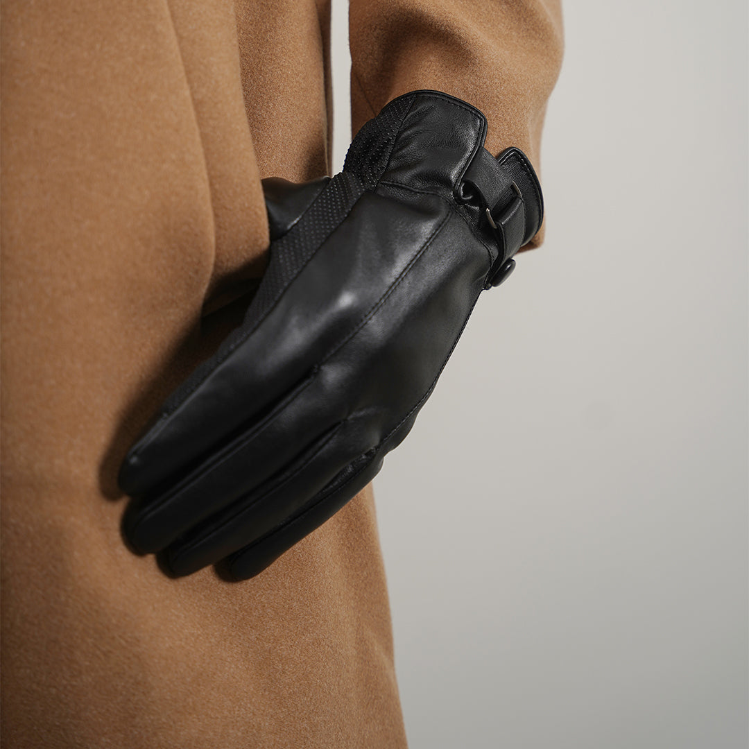 LEATHER GLOVES COLLECTION AT LAMA RETAIL