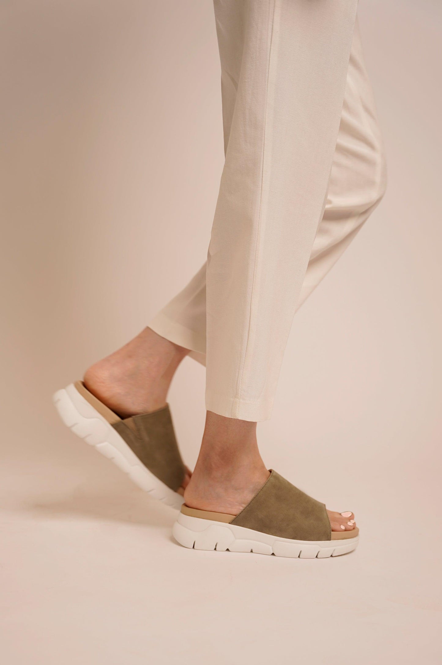 HORIZON SUEDE SLIDE - LEATHER SLIDES
