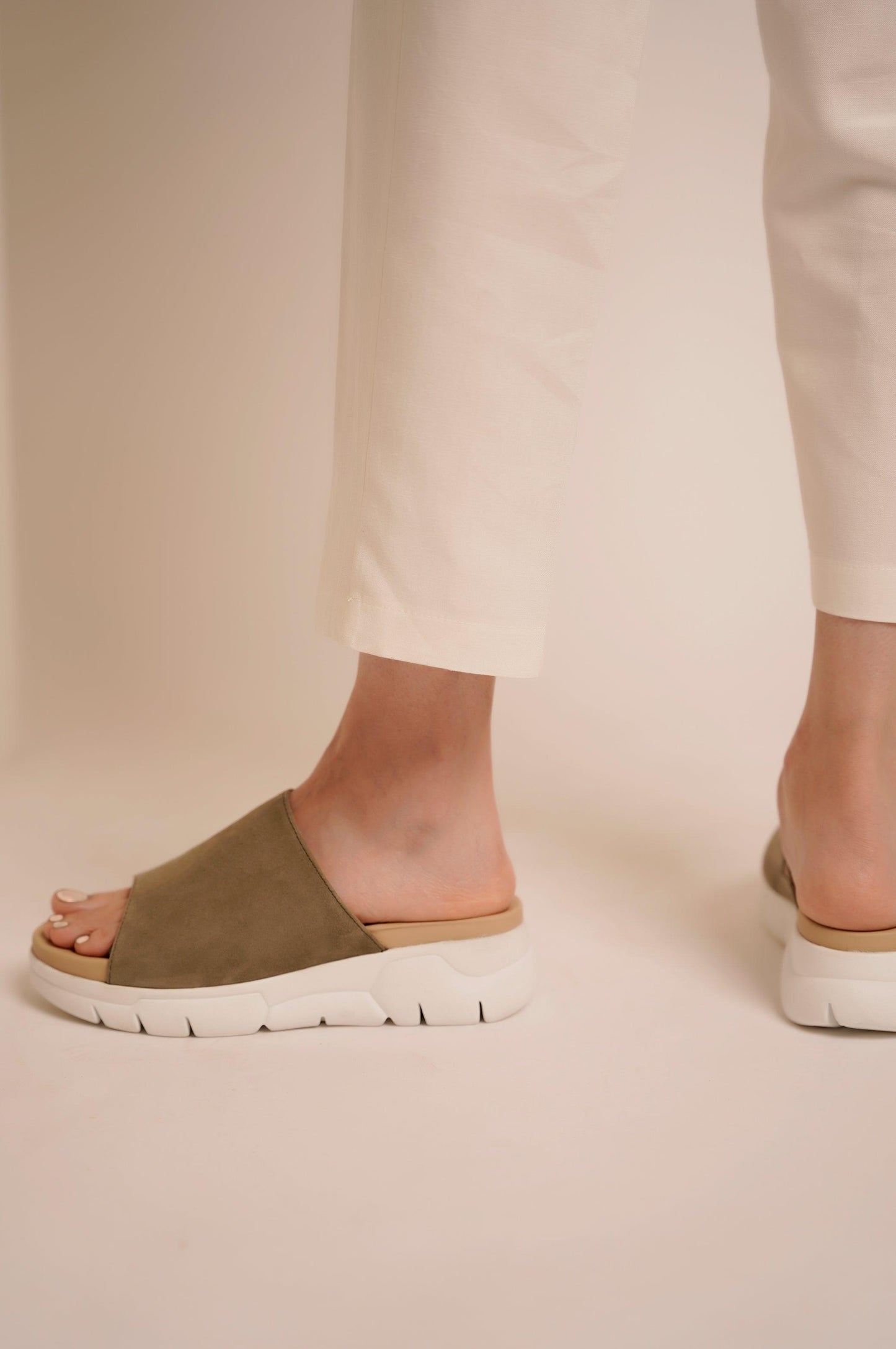 HORIZON SUEDE SLIDE - LEATHER SLIDES