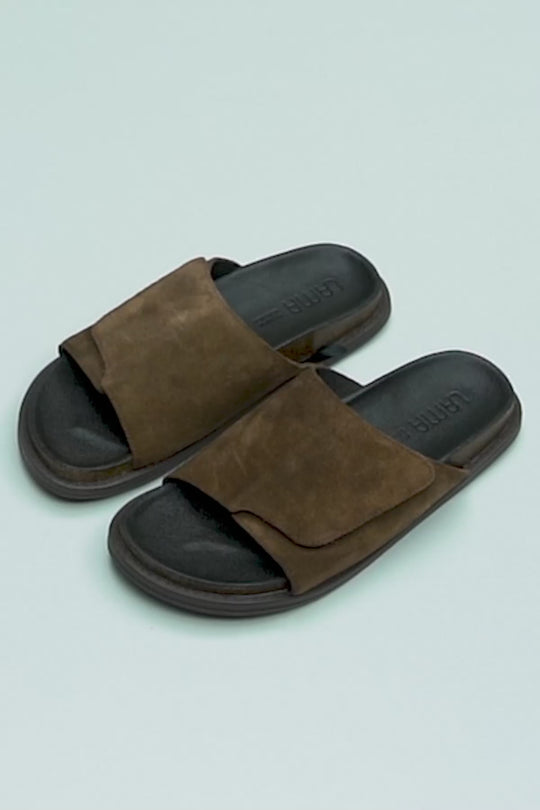 MONO SUEDE SLIDES