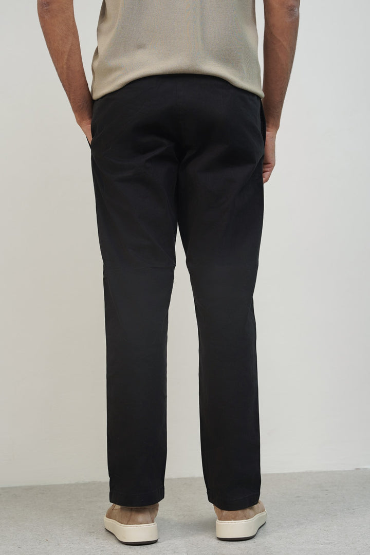 BLACK SLIM STRAIGHT PANTS