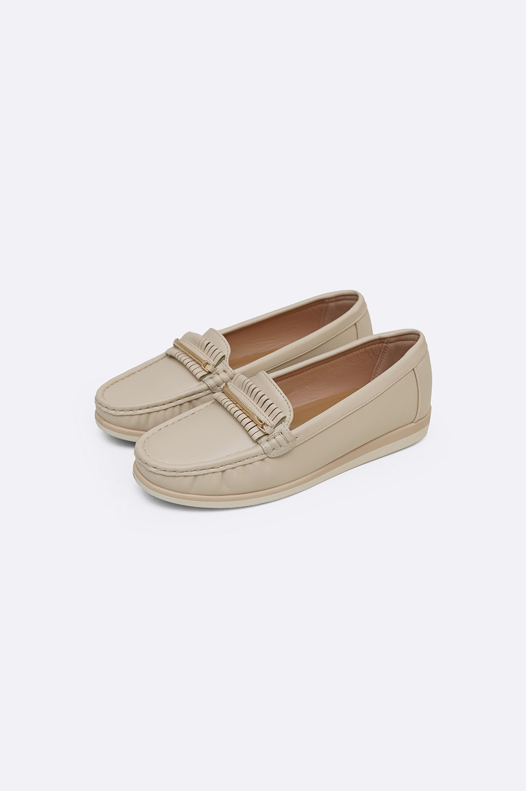 WHITE EVERYDAY MAMA LOAFERS