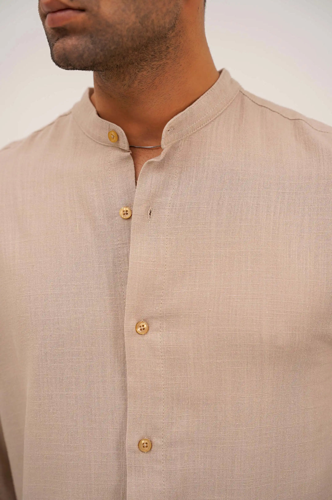 BEIGE BASIC BUTTON DOWN SHIRT