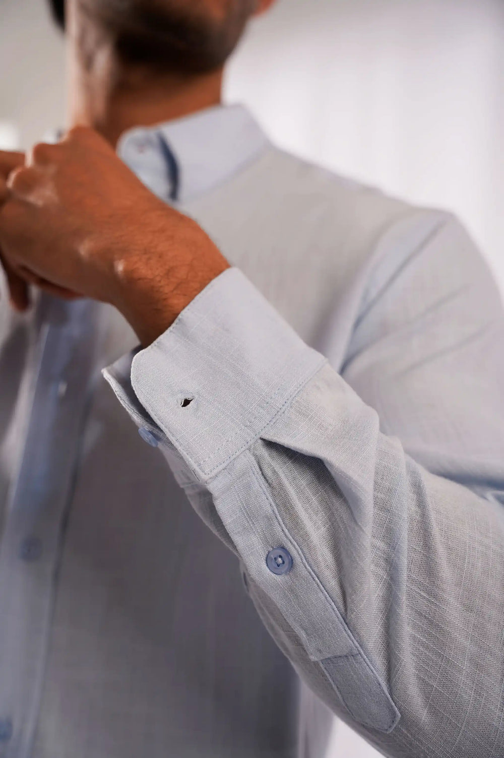 SKY BLUE BASIC BUTTON DOWN SHIRT