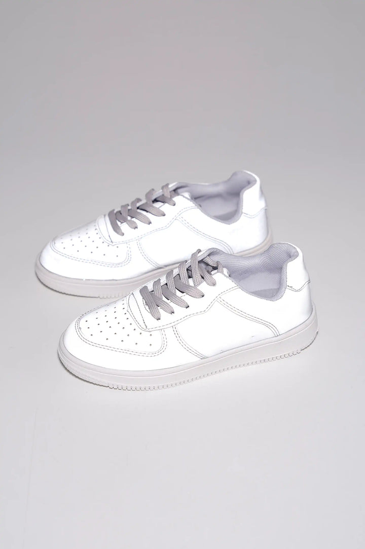 REFLECTIVE TRAINERS - YOUNG SNEAKERS