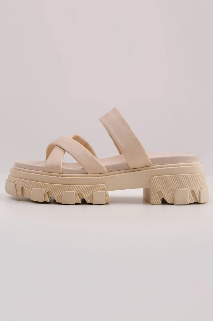 CREAM WOMAN CHUNKY LEATHER SLIDES