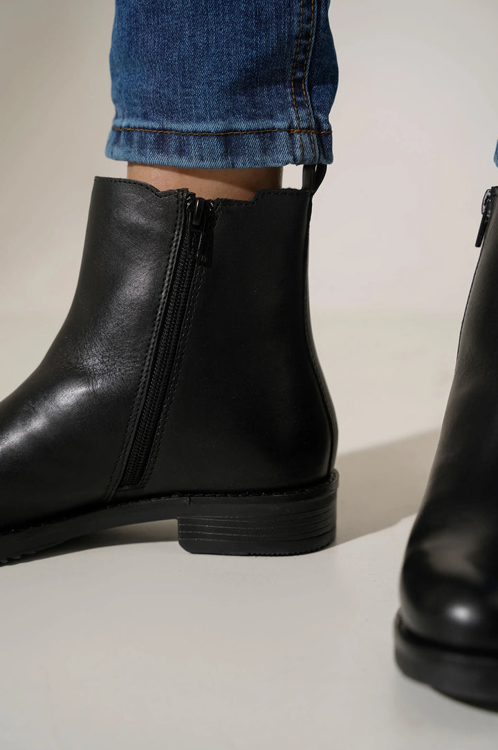 CLASSIC CHELSEA BOOT - CHELSEA BOOTS
